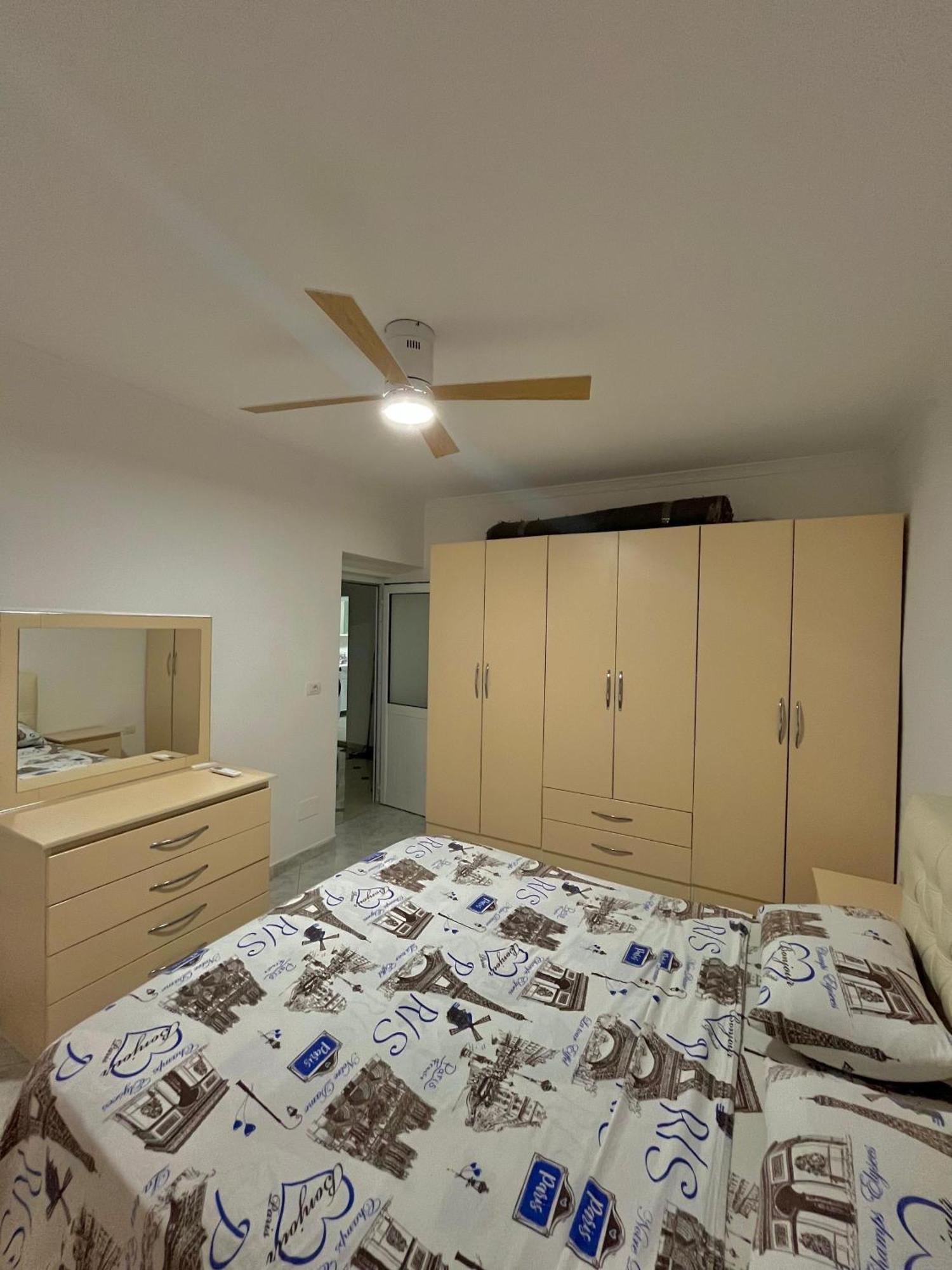Charm Hideaway Apartment *